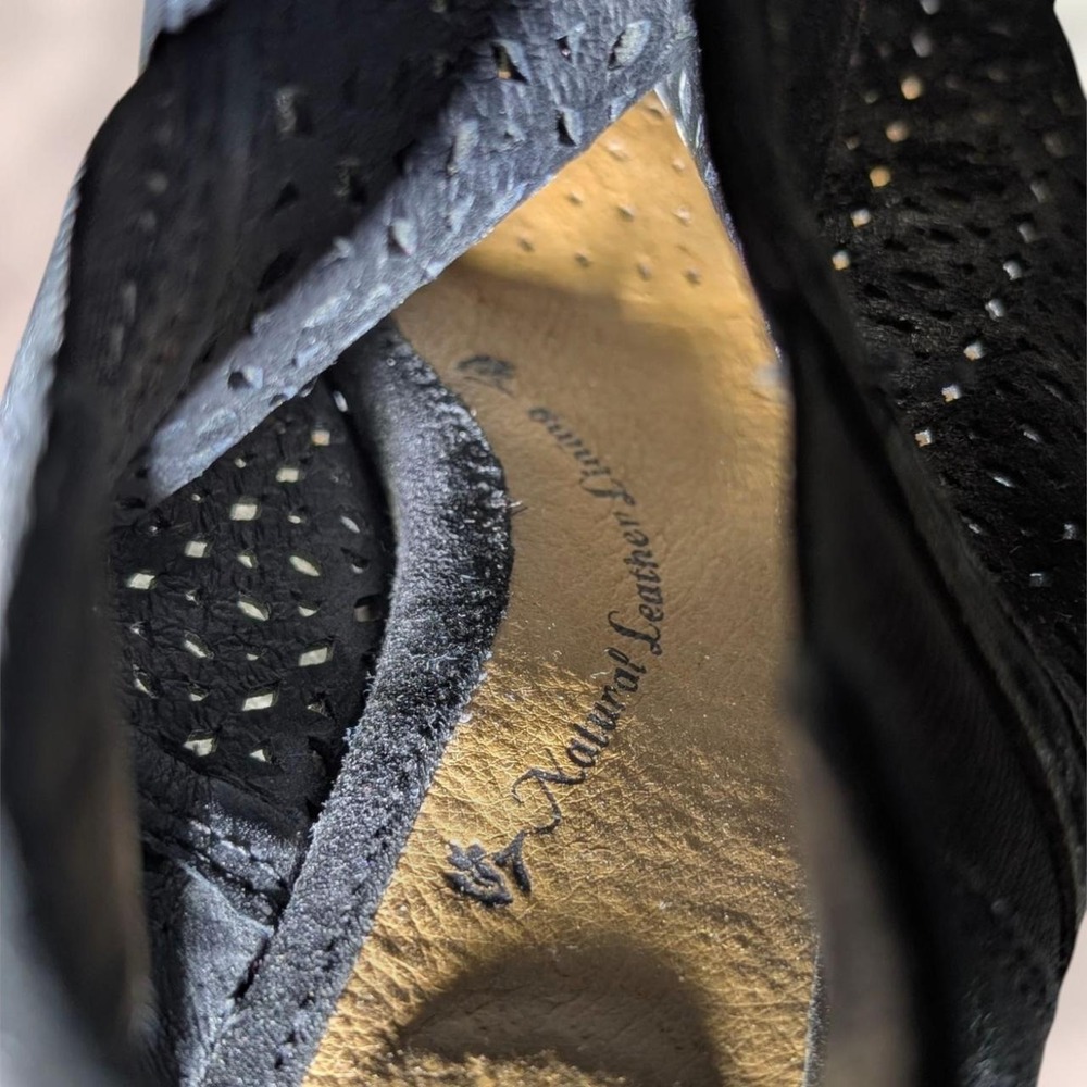 Sofft open toe/heel black suede sandal/boot - Picture 5 of 8